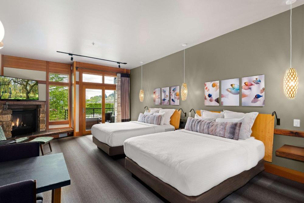 Deluxe Double Room interior